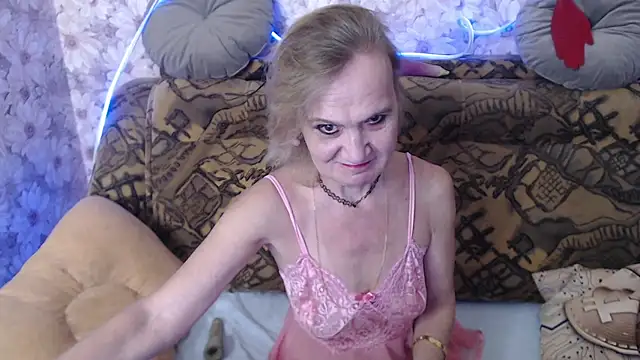 MissBekker online show from September 9, 2025, 6:50 pm