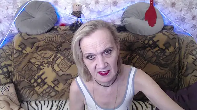 MissBekker online show from January 11, 2025, 8:43 pm