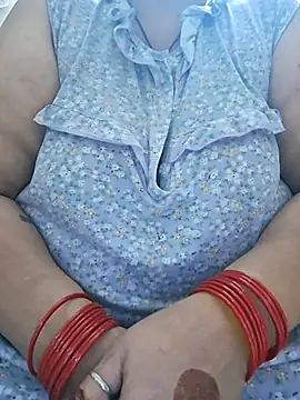 Snapshot of Kavya_XX chatting on October 14, 2025, 4:51 pm Kavya XX online show from October 14, 2025, 4:51 pm