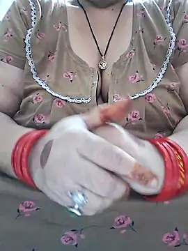 Snapshot of Kavya_XX chatting on October 4, 2025, 3:57 pm Kavya XX online show from October 4, 2025, 3:57 pm