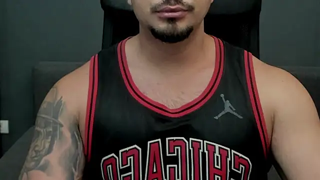 Snapshot of TonyWilcox chatting on September 20, 2025, 6:07 am TonyWilcox online show from September 20, 2025, 6:07 am