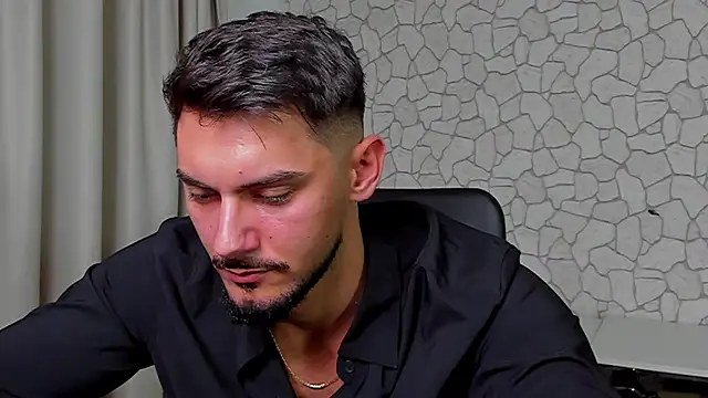 Snapshot of ClintMasters chatting on October 15, 2025, 4:33 am ClintMasters online show from October 15, 2025, 4:33 am