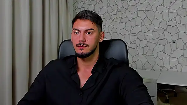 Snapshot of ClintMasters chatting on October 5, 2025, 4:14 am ClintMasters online show from October 5, 2025, 4:14 am