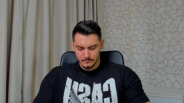 Snapshot of ClintMasters chatting on March 11, 2025, 6:52 am ClintMasters online show from March 11, 2025, 6:52 am