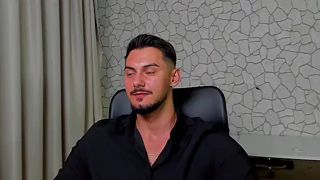 Snapshot of ClintMasters chatting on October 2, 2025, 4:27 am ClintMasters online show from October 2, 2025, 4:27 am