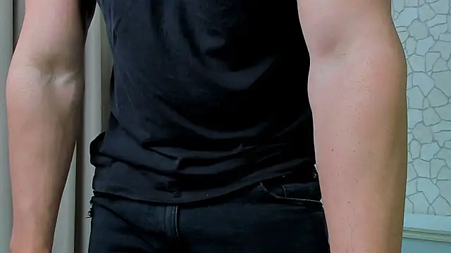 Snapshot of ClintMasters chatting on February 27, 2025, 12:45 pm ClintMasters online show from February 27, 2025, 12:45 pm