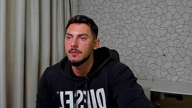 Snapshot of ClintMasters chatting on October 14, 2025, 4:24 am ClintMasters online show from October 14, 2025, 4:24 am