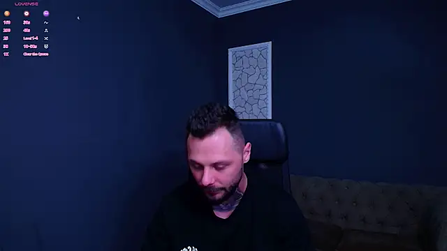 Snapshot of BrianHunts chatting on October 27, 2025, 5:30 am BrianHunts online show from October 27, 2025, 5:30 am