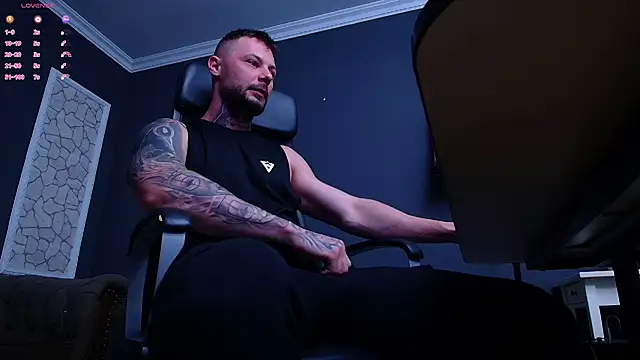 Snapshot of BrianHunts chatting on September 19, 2025, 5:00 am BrianHunts online show from September 19, 2025, 5:00 am