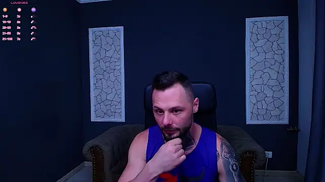 Snapshot of BrianHunts chatting on October 7, 2025, 4:46 am BrianHunts online show from October 7, 2025, 4:46 am