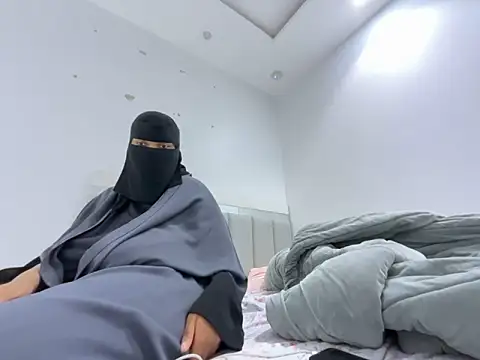 Submissive Arab online show from December 27, 2024, 4:54 pm