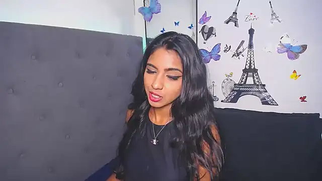 Delilah Blazee online show from September 11, 2025, 5:13 pm