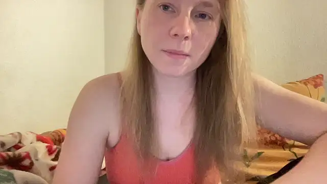 Snapshot of SweetLucy96 chatting on March 22, 2025, 4:58 pm SweetLucy96 online show from March 22, 2025, 4:58 pm