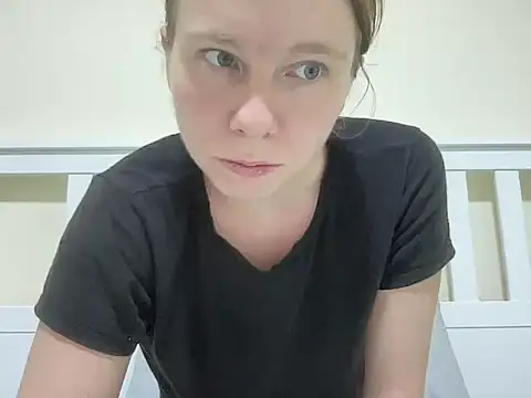 Snapshot of SweetLucy96 chatting on November 12, 2025, 11:14 am SweetLucy96 online show from November 12, 2025, 11:14 am