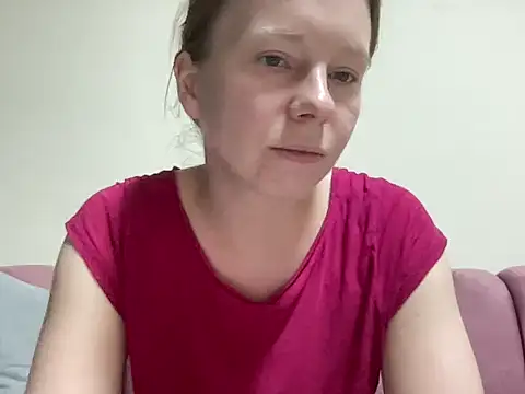 Snapshot of SweetLucy96 chatting on October 25, 2025, 10:25 am SweetLucy96 online show from October 25, 2025, 10:25 am