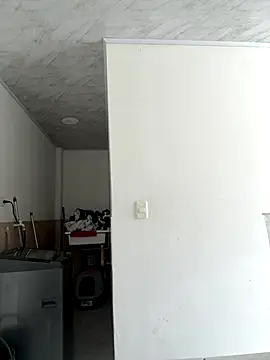  Niah  online show from September 9, 2025, 6:39 pm