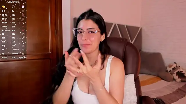  Niah  online show from March 12, 2025, 9:35 pm