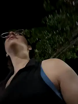  Niah  online show from November 1, 2025, 11:31 pm