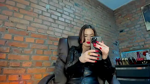 MistressMilana online show from March 22, 2026, 1:34 pm