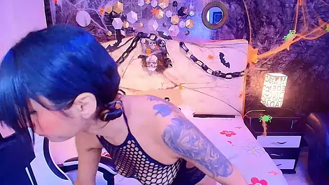 tamara colliins  online show from October 28, 2025, 10:47 am