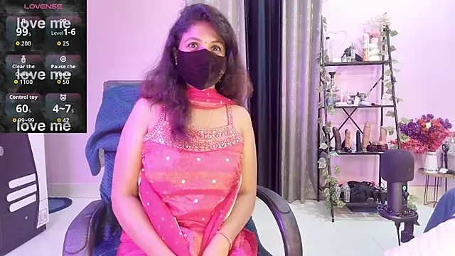 Snapshot of Naughty_nightz chatting on October 12, 2025, 4:52 pm Naughty nightz online show from October 12, 2025, 4:52 pm