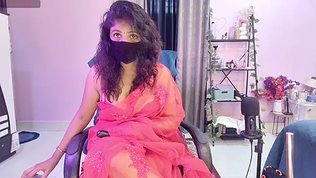 Snapshot of Naughty_nightz chatting on October 5, 2025, 7:32 am Naughty nightz online show from October 5, 2025, 7:32 am