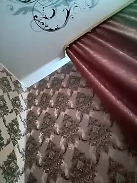 LeilaSaint online show from September 25, 2025, 5:02 am