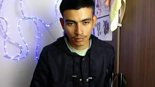 sorry-mom69 online show from November 28, 2025, 6:08 pm