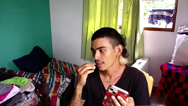 sorry-mom69 online show from May 15, 2026, 2:59 pm