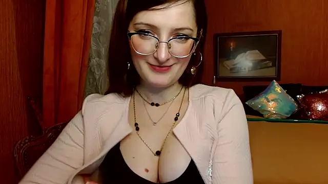 Arielsssplash online show from December 4, 2024, 5:49 pm