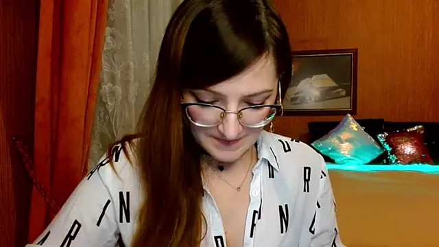 Arielsssplash online show from December 3, 2024, 2:55 pm