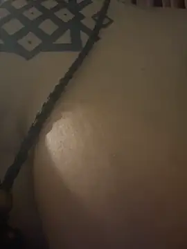 nickytheehawtie online show from April 12, 2026, 3:59 pm