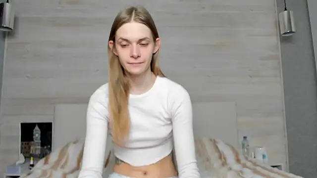 Snapshot of molly_hunt_ chatting on February 28, 2025, 3:37 am molly hunt online show from February 28, 2025, 3:37 am