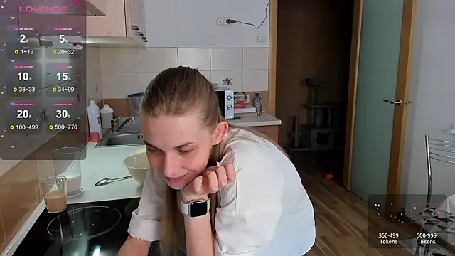 Snapshot of molly_hunt_ chatting on March 14, 2025, 9:57 am molly hunt online show from March 14, 2025, 9:57 am