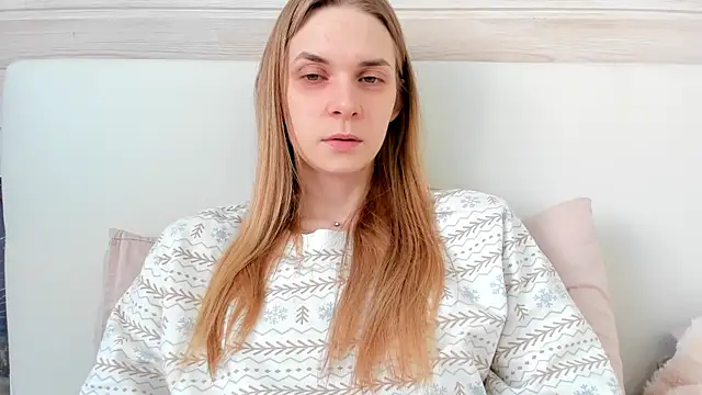 Snapshot of molly_hunt_ chatting on February 26, 2025, 3:46 am molly hunt online show from February 26, 2025, 3:46 am