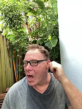 Snapshot of Cockmilker09 chatting on September 27, 2025, 12:22 pm Cockmilker09 online show from September 27, 2025, 12:22 pm