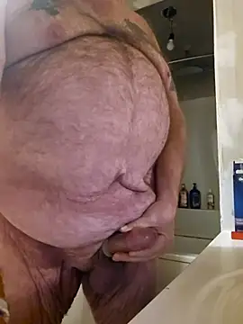 mrwizard4570 online show from December 4, 2025, 5:50 am