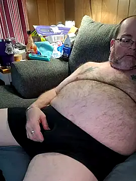 mrwizard4570 online show from April 16, 2026, 11:11 am