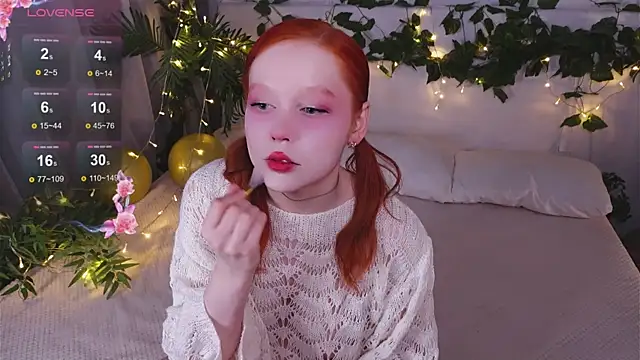 Snapshot of Elfa_Mirielle chatting on September 25, 2025, 5:24 am Elfa Mirielle online show from September 25, 2025, 5:24 am