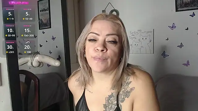 LIila28six online show from February 26, 2025, 12:20 am