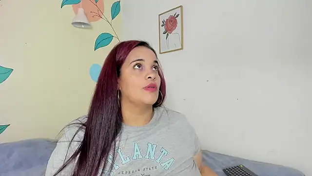 Alondra zaaens online show from February 12, 2026, 1:49 am