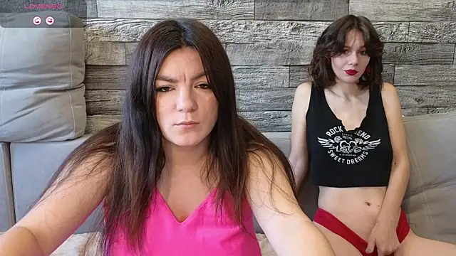 Snapshot of Vika_loves_you chatting on September 19, 2025, 2:04 am Vika loves you online show from September 19, 2025, 2:04 am