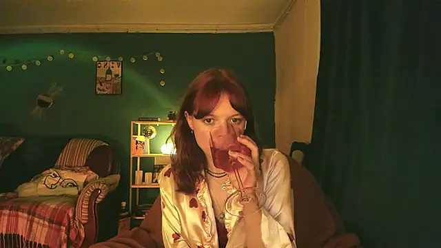 Snapshot of ClancyMorissey chatting on March 8, 2025, 9:18 pm ClancyMorissey online show from March 8, 2025, 9:18 pm