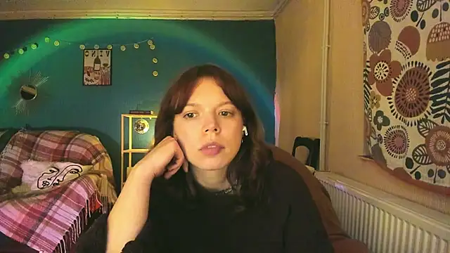 Snapshot of ClancyMorissey chatting on February 27, 2025, 11:48 pm ClancyMorissey online show from February 27, 2025, 11:48 pm