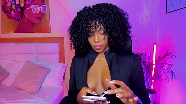 Snapshot of AitanaBrown_ chatting on February 24, 2026, 9:26 pm AitanaBrown online show from February 24, 2026, 9:26 pm