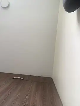 Leon Wild online show from March 31, 2026, 8:55 pm