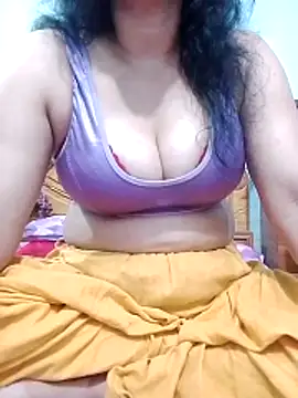 Snapshot of Daneldayna chatting on April 29, 2026, 2:49 am Daneldayna online show from April 29, 2026, 2:49 am