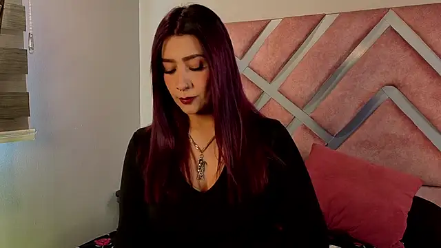  kelly hous36 online show from November 20, 2025, 12:39 pm