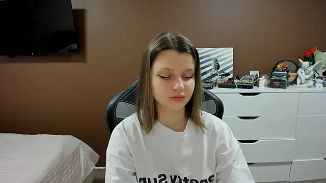 SoniNesti online show from March 7, 2026, 2:44 pm