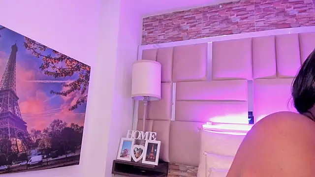 Snapshot of ShaniaBrownn chatting on January 10, 2026, 8:04 pm ShaniaBrownn online show from January 10, 2026, 8:04 pm